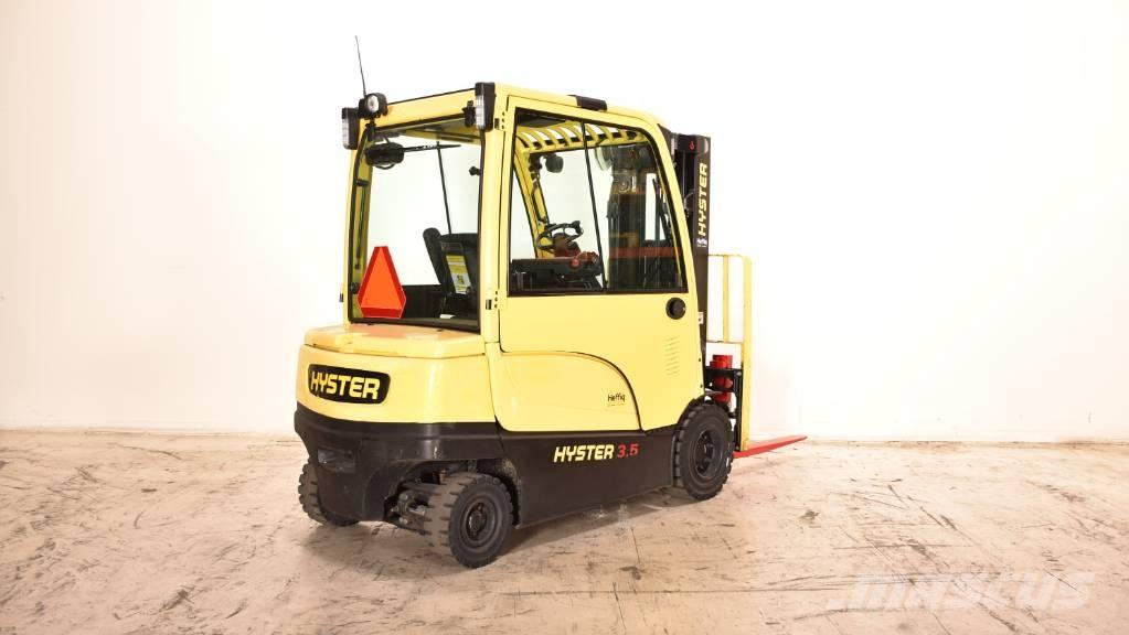 Hyster J 3.5 XN Akumulátorové vozíky