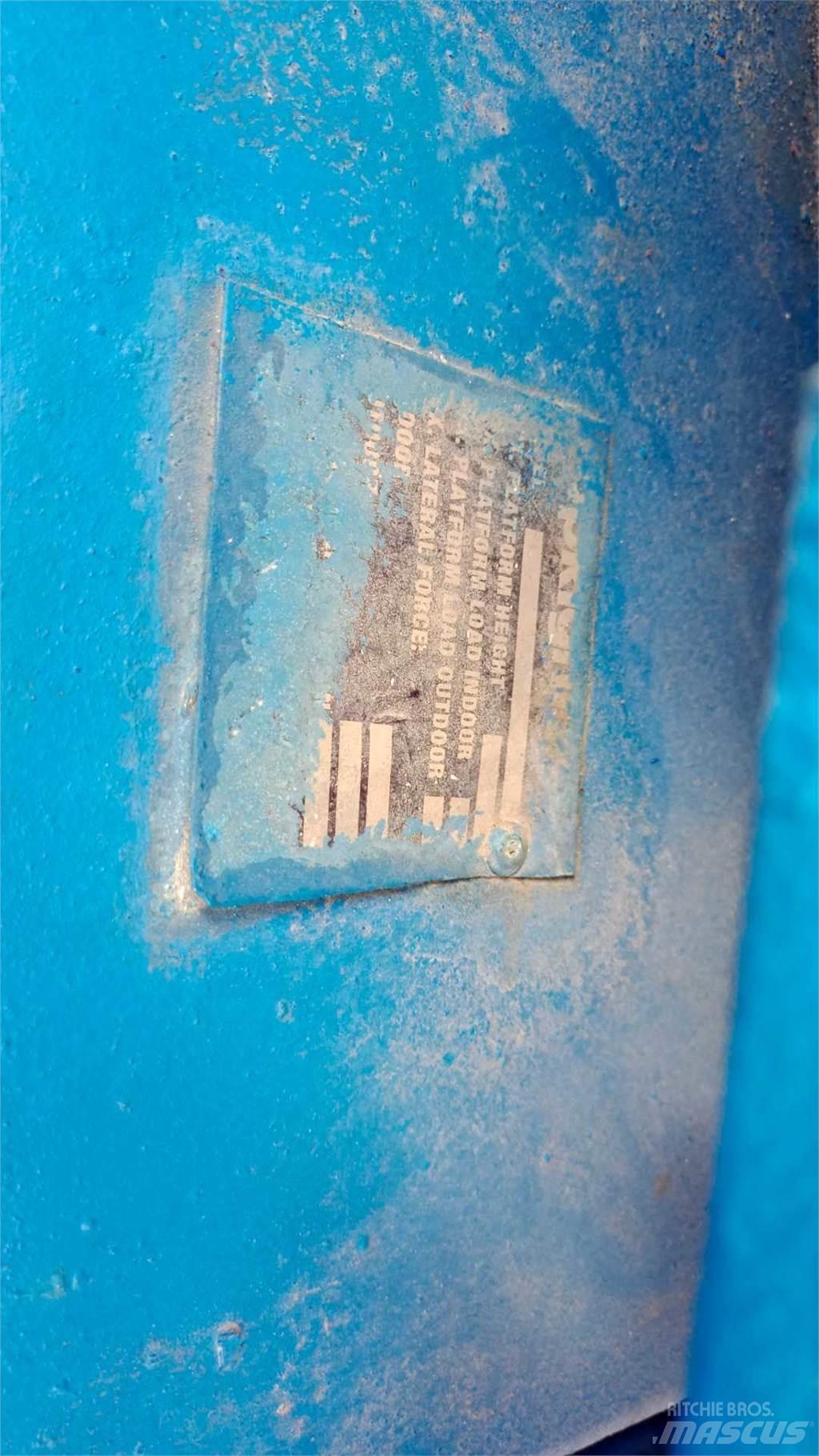 UpRight AB38 Kloubové plošiny