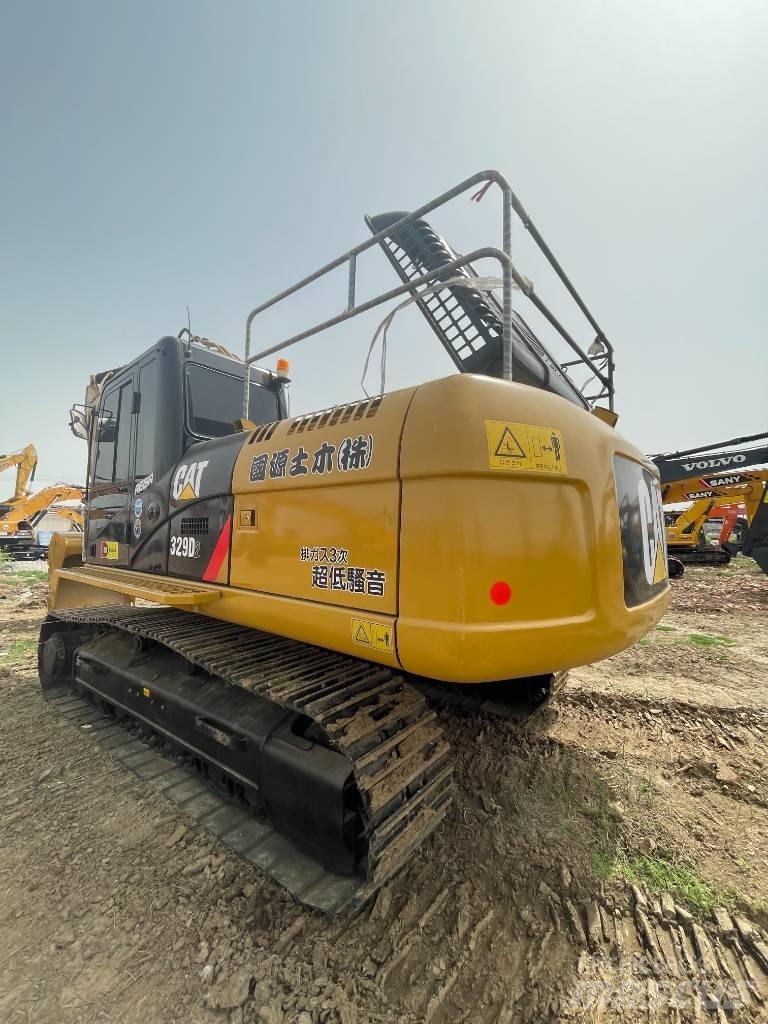 CAT 329D2 Pásová rýpadla