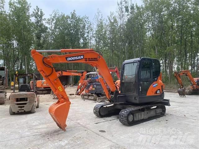 Doosan DX60 Mini rýpadla < 7t