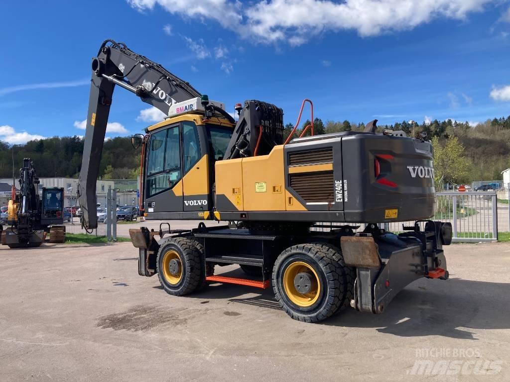Volvo EW 240 E MH Stroje pro manipulaci s odpadem