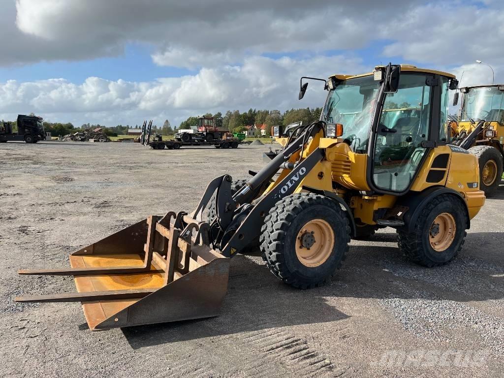 Volvo L 25 F Kolové nakladače