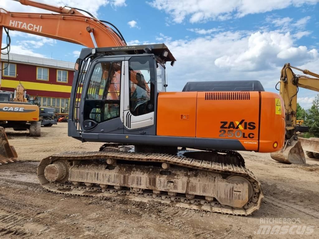 Hitachi ZX 250 LC-3 Pásová rýpadla