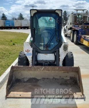 Bobcat S550 Smykem řízené nakladače