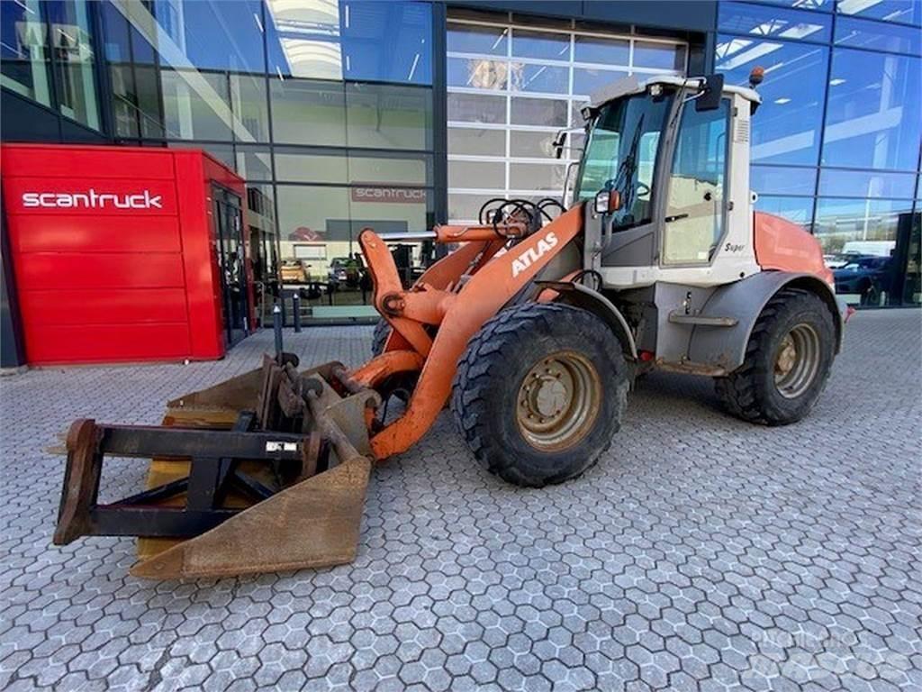 Atlas AR95 Víceúčelové nakladače