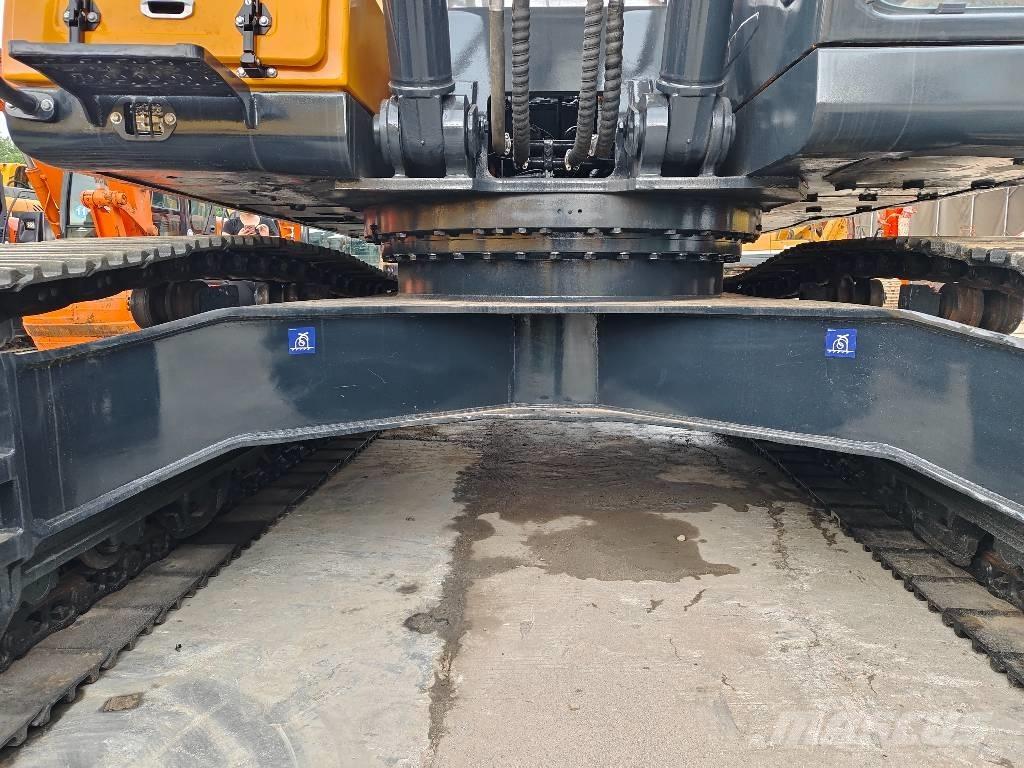 Hyundai R350LVS Pásová rýpadla