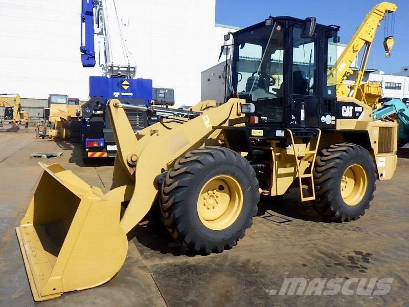 CAT 910 H Kolové nakladače