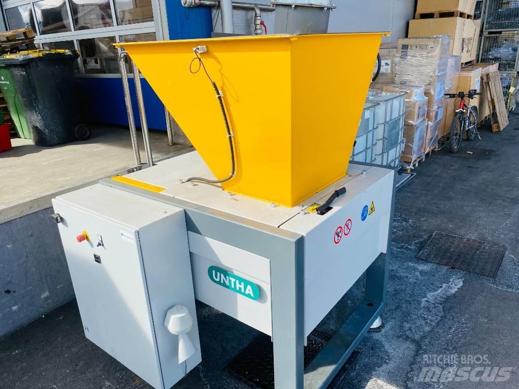 Untha RS30 SHREDDER Drtiče odpadu