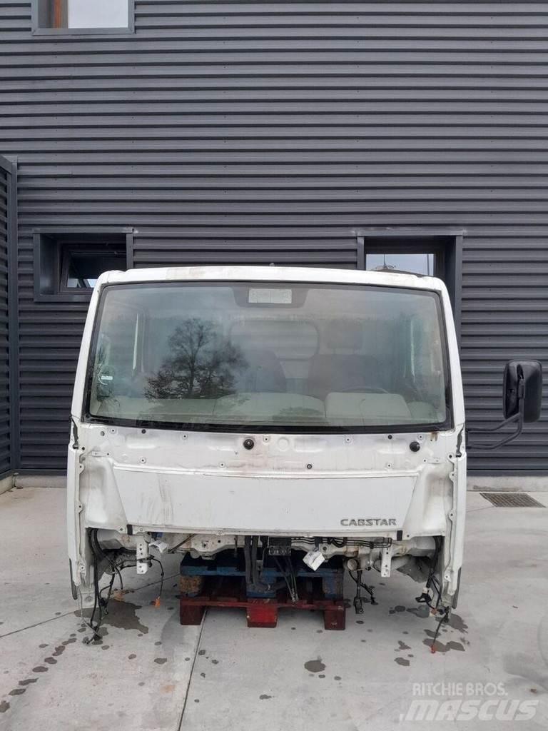 Nissan Cabstar Kabiny a interiér