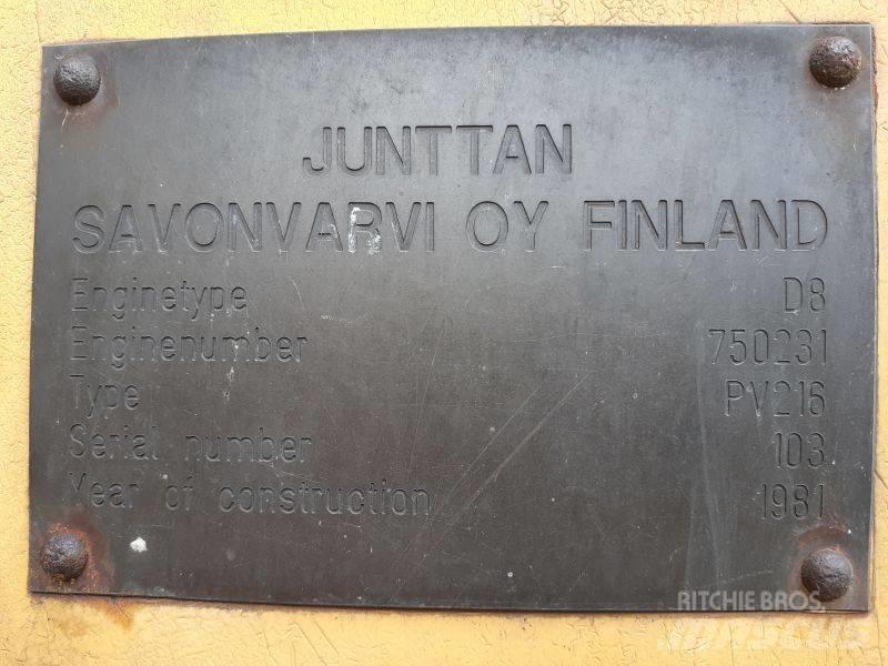 Junttan PV 216 Pilířové jeřáby