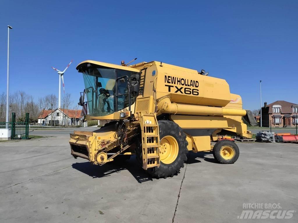 New Holland TX 66 Sklízecí mlátičky