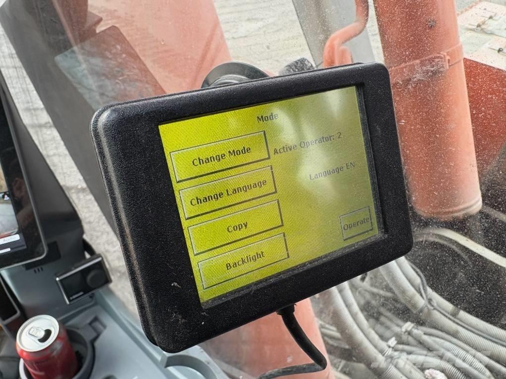 Hitachi ZX490LCH-7 Pásová rýpadla