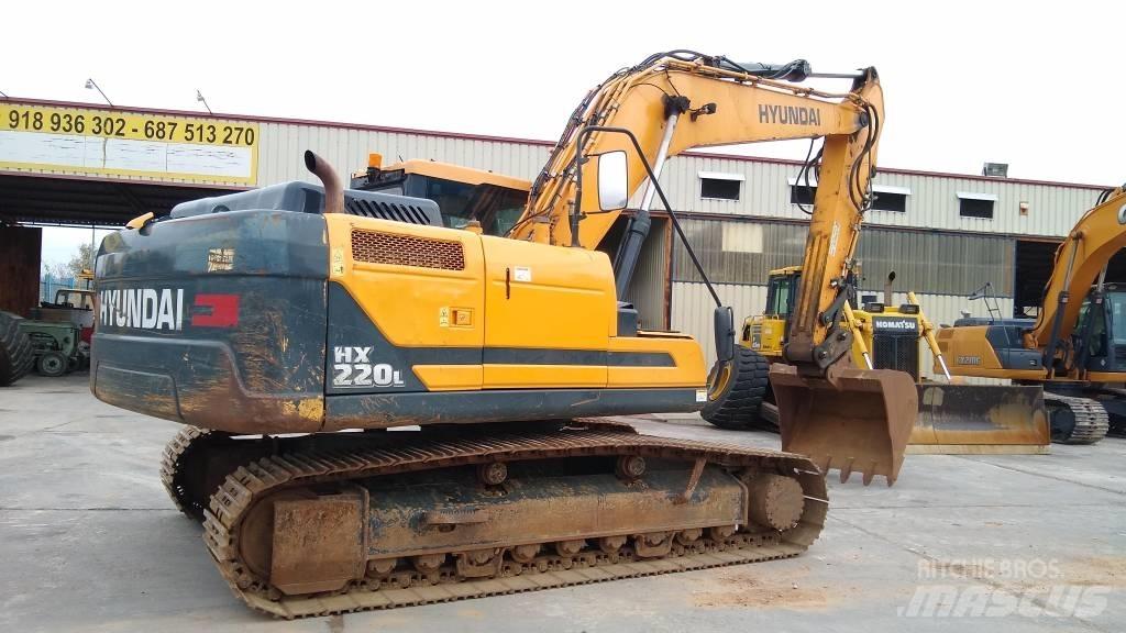 Hyundai HX 220 L Pásová rýpadla