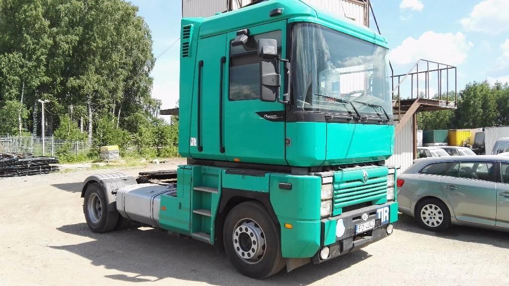 Renault MAGNUM Tahače
