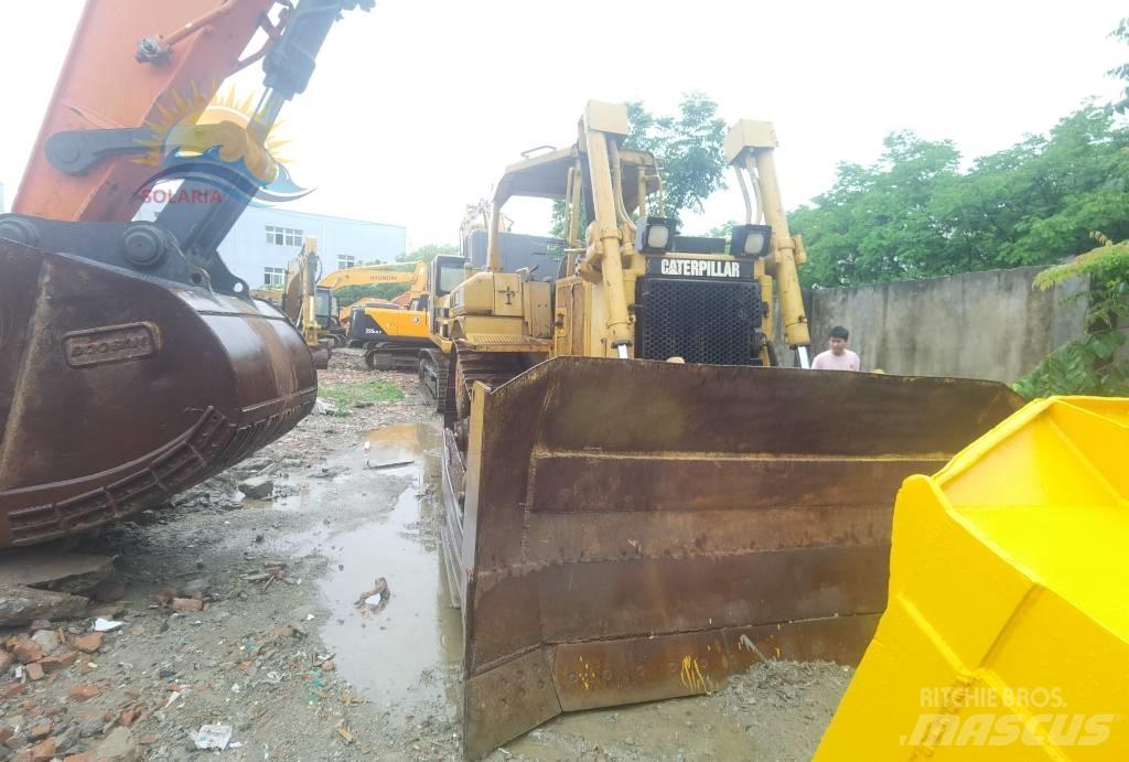 Komatsu WA 470 Kolové nakladače