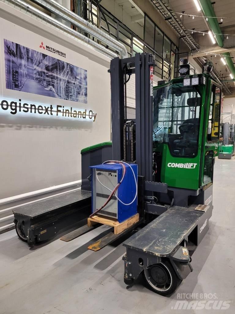 Combilift C4000ET 4 cestní vysokozdvižné vozíky
