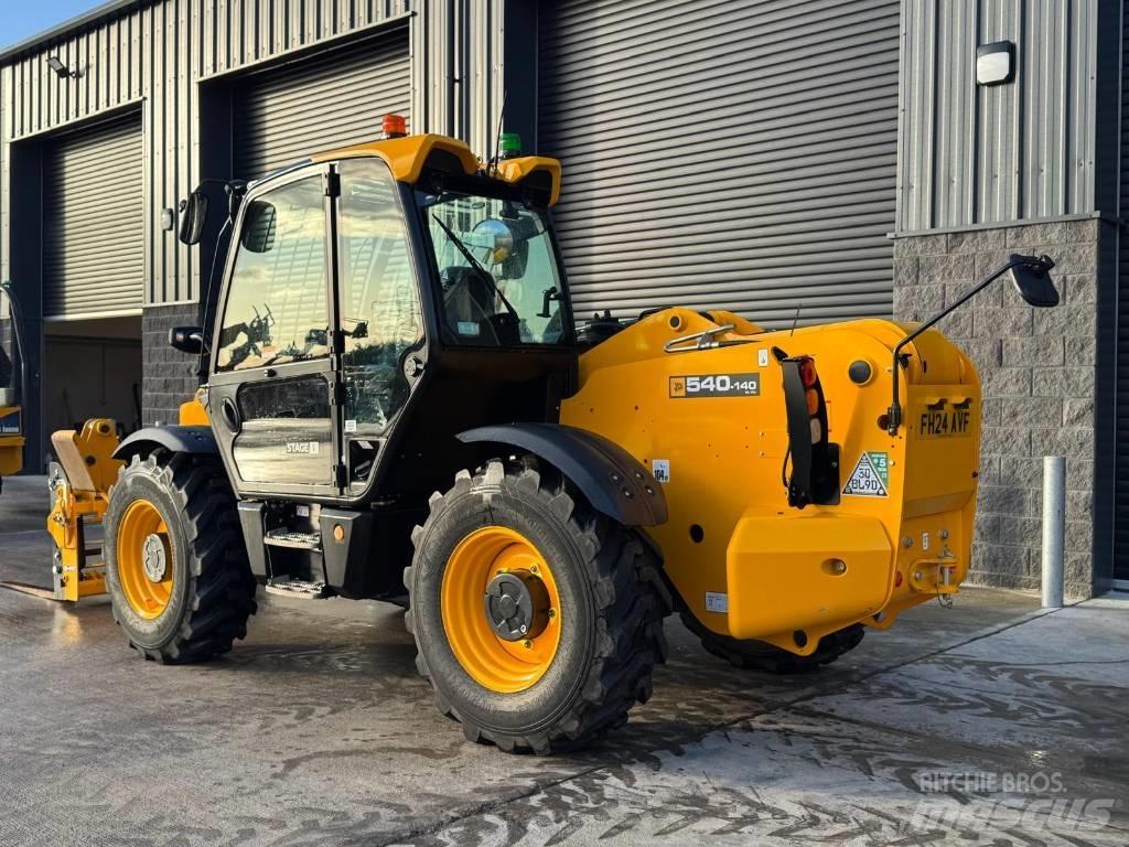 JCB 540-140 Teleskopické manipulátory