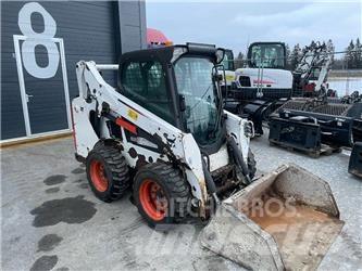Bobcat S 530 Smykem řízené nakladače