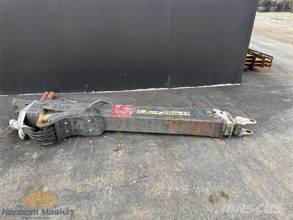 Komatsu 165F Lesní jeřáby