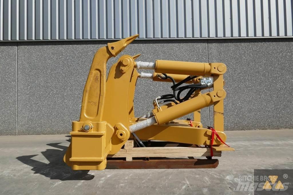 CAT D7E Ripper Ostatní komponenty