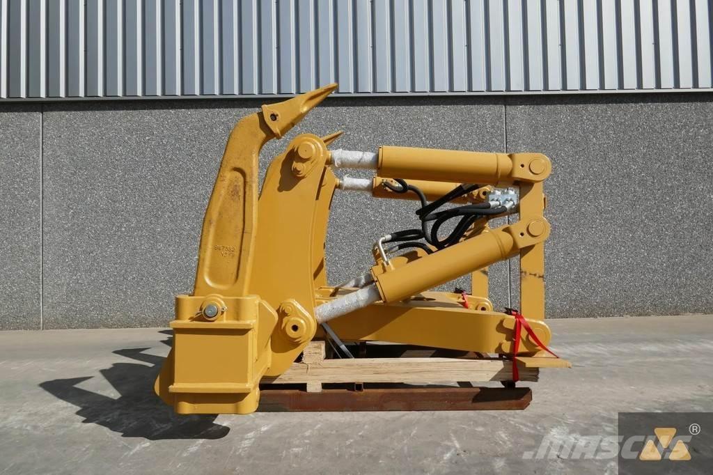 CAT D7E Ripper Ostatní komponenty
