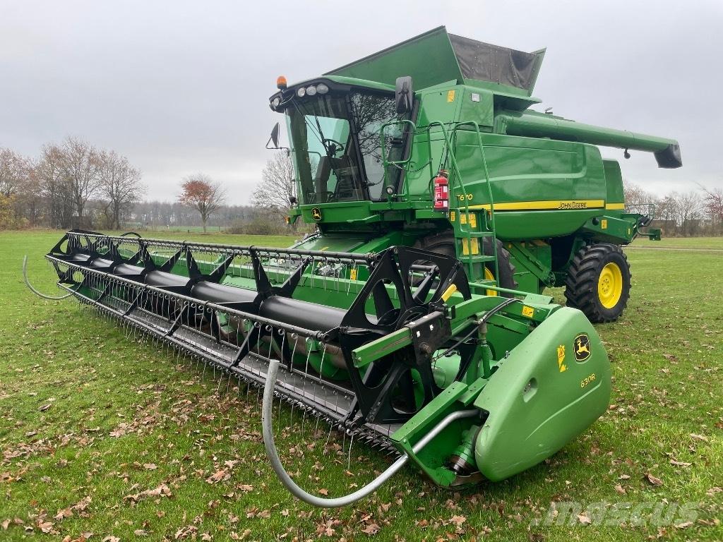 John Deere T 670 i Sklízecí mlátičky