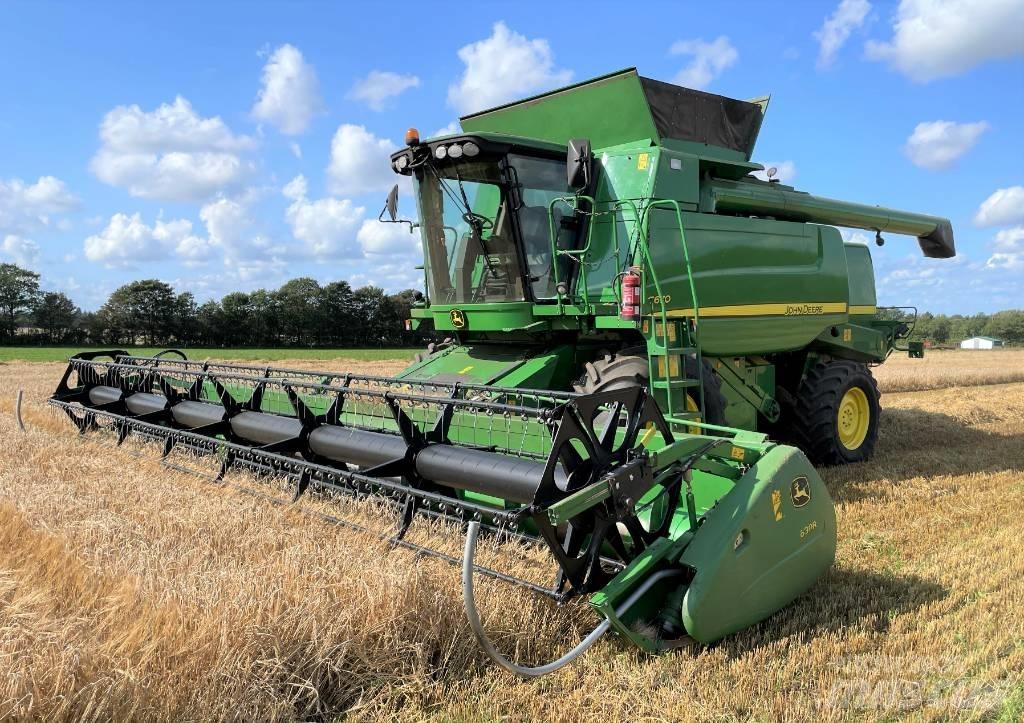 John Deere T670 Sklízecí mlátičky