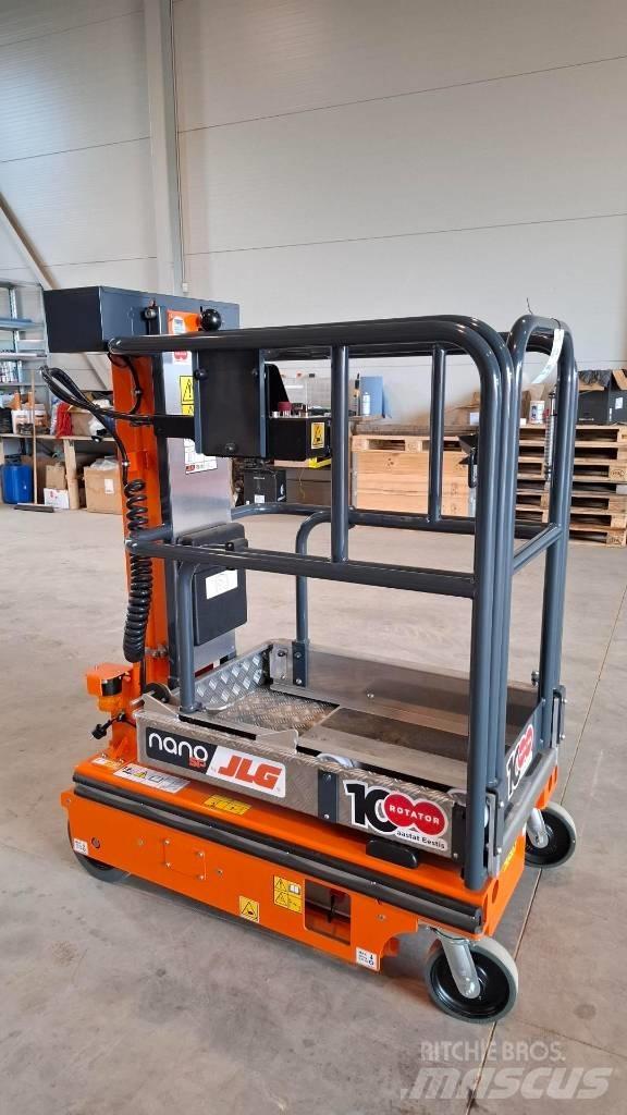 JLG Nano SP Vertikální sloupové výtahy