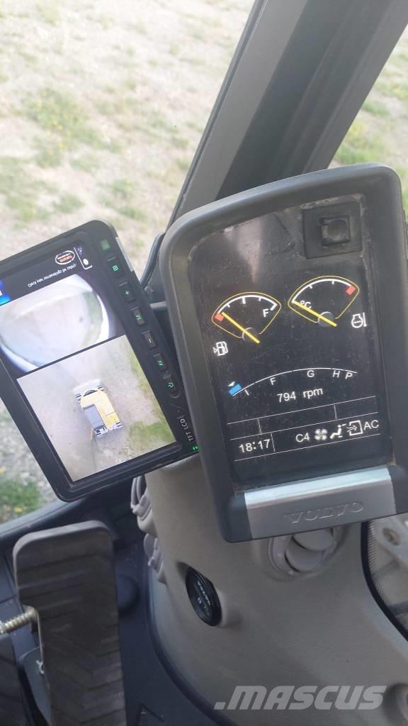 Volvo EC 220 DL Pásová rýpadla