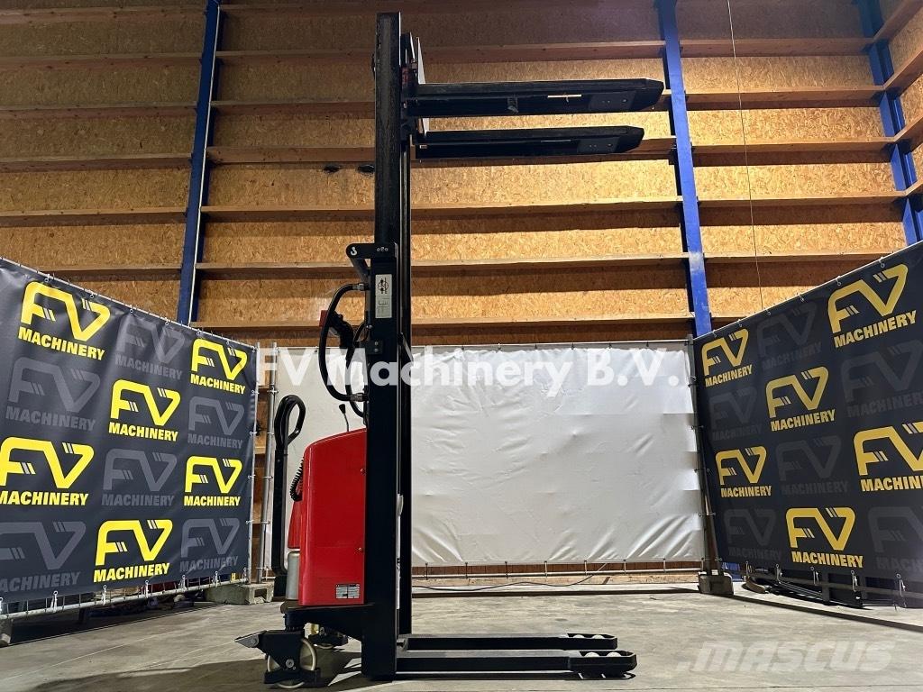 Schefer EHS25 Ruční paletové vozíky