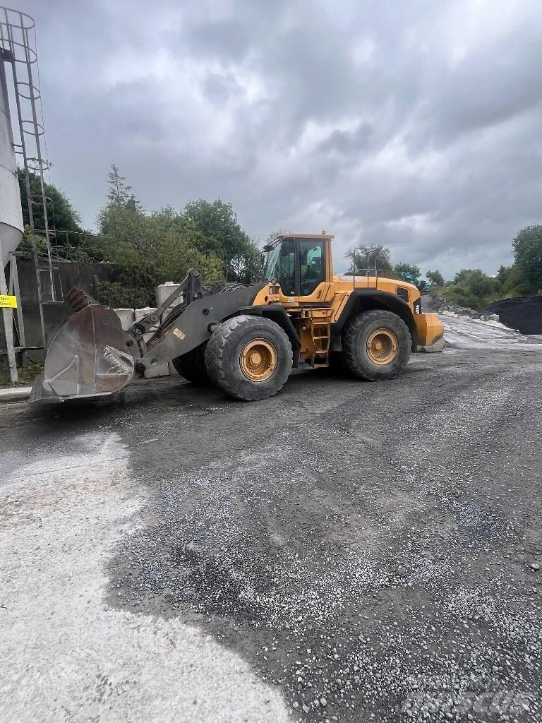 Volvo L 220 G Kolové nakladače