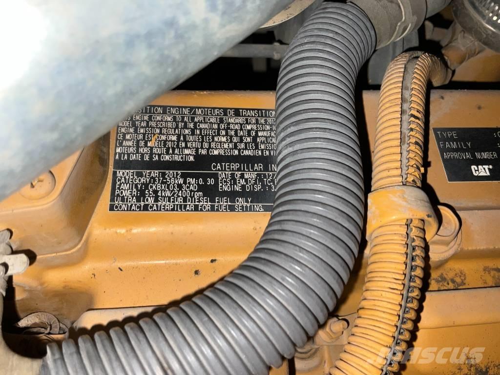 CAT 908 M Kolové nakladače