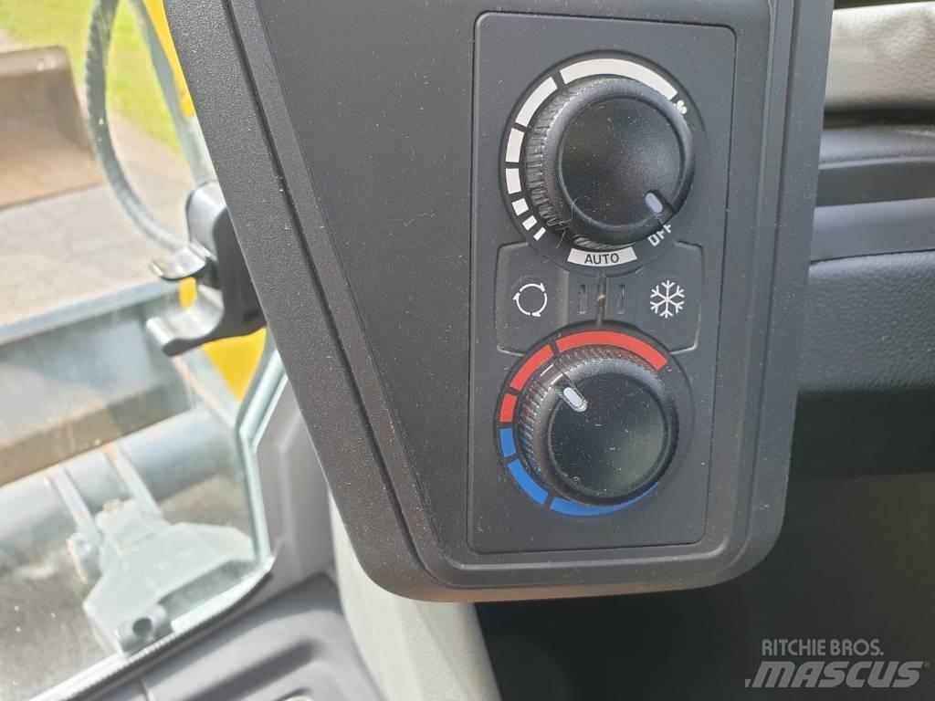 Wacker Neuson ET 90 Midi rýpadla 7t - 12t