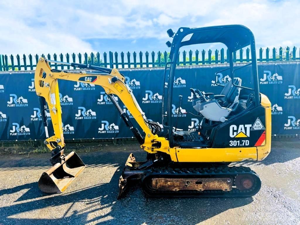 CAT 301.7 D Mini rýpadla < 7t