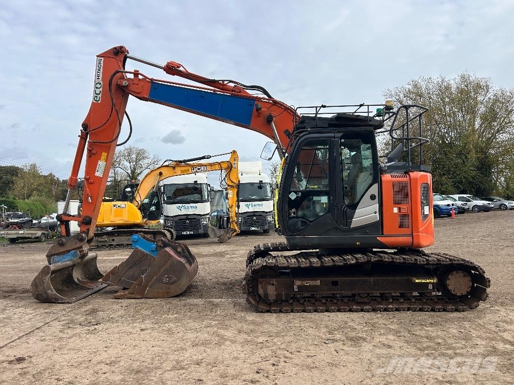 Hitachi ZX 135 US-6 Pásová rýpadla