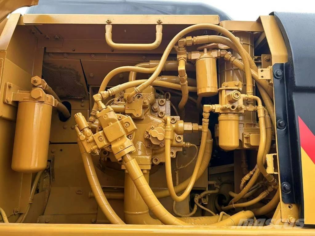 CAT 336 Pásová rýpadla