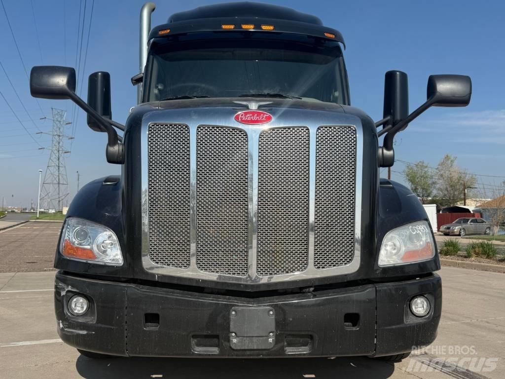Peterbilt 579 Tahače