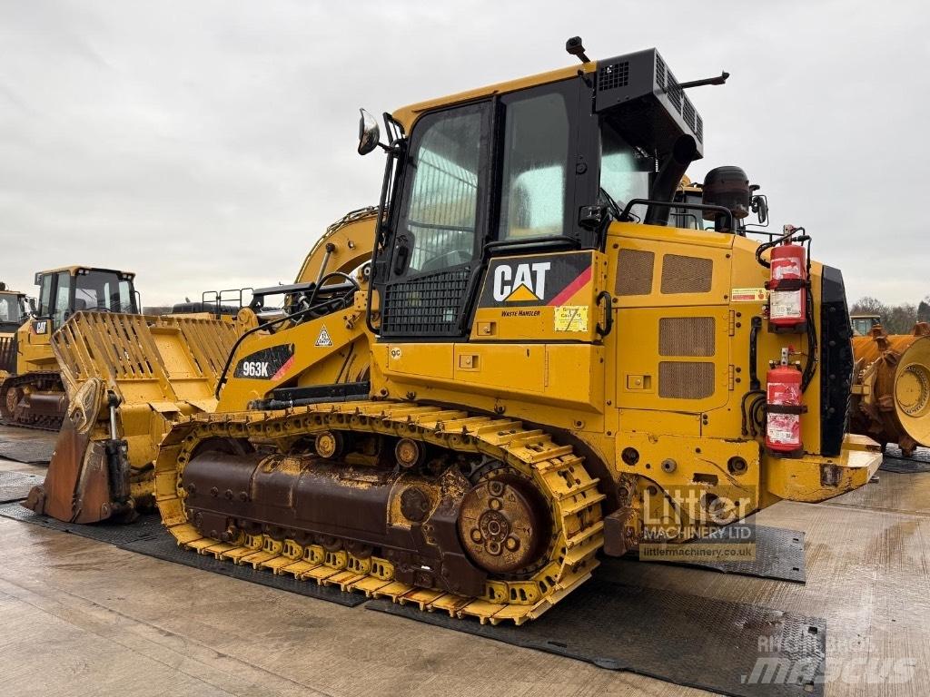 CAT 963K Pásové nakladače