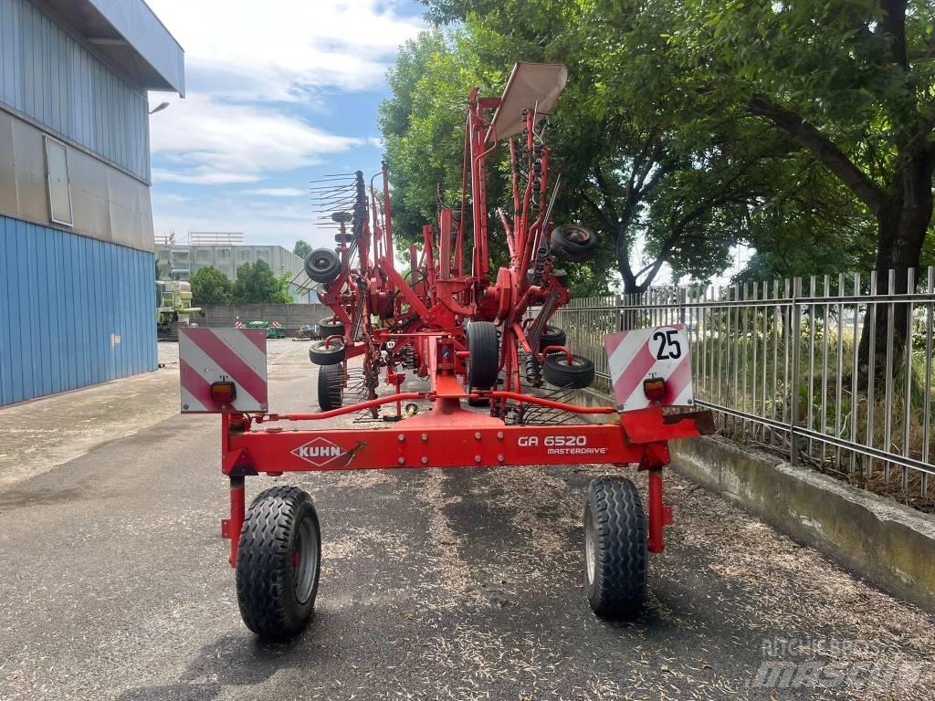 Kuhn GA 8121 Řádkovače