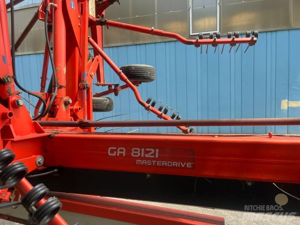 Kuhn GA 8121 Řádkovače