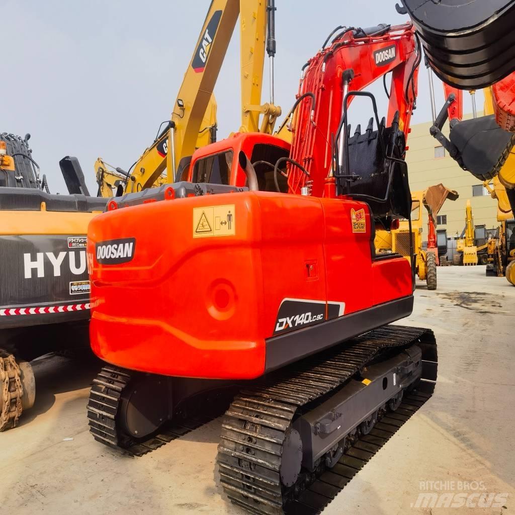 Doosan DX140LC-9C Pásová rýpadla