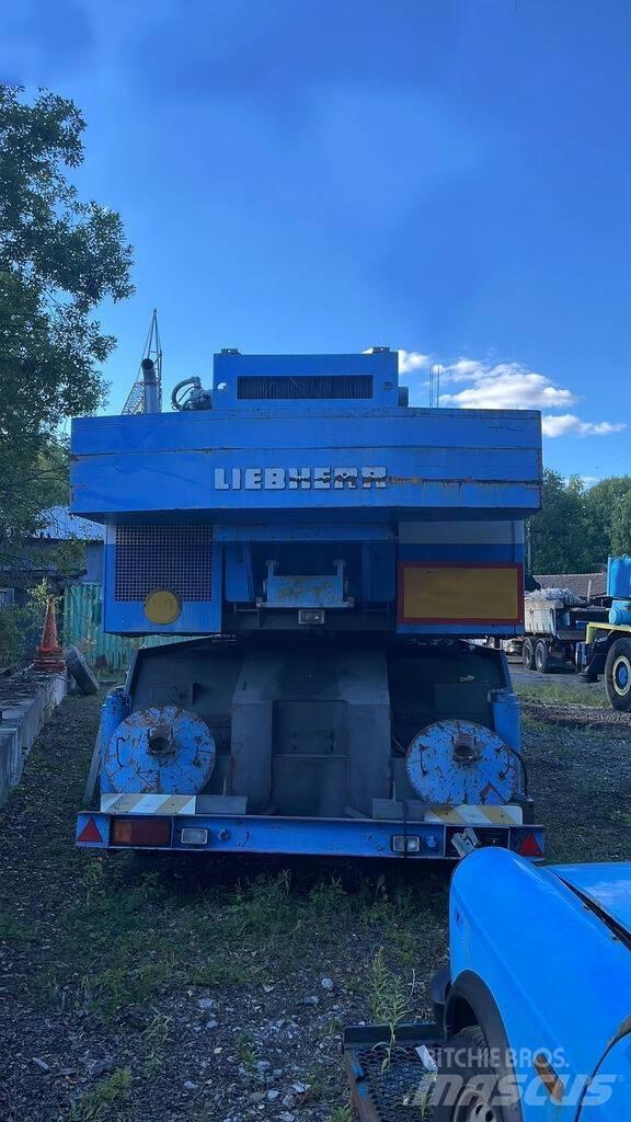 Liebherr LT 90 Univerzální terénní jeřáby