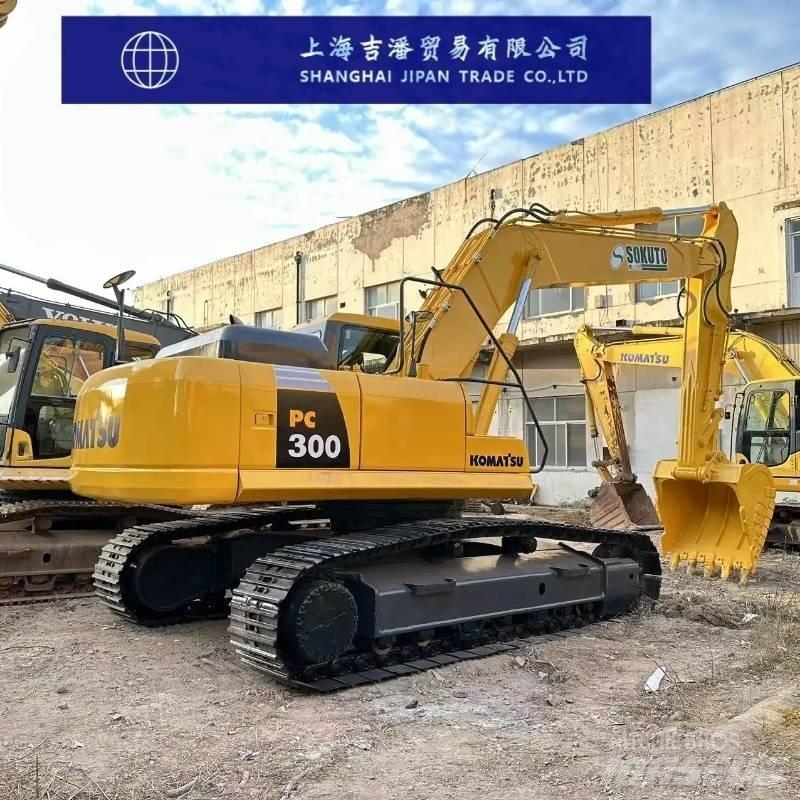 Komatsu PC 300 Pásová rýpadla