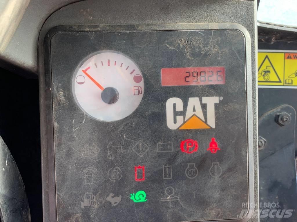 CAT 299 C Smykem řízené nakladače