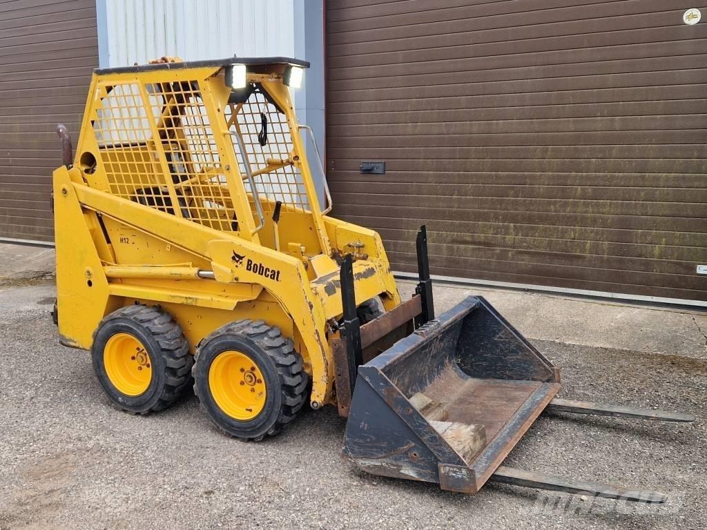 Bobcat 453 Smykem řízené nakladače