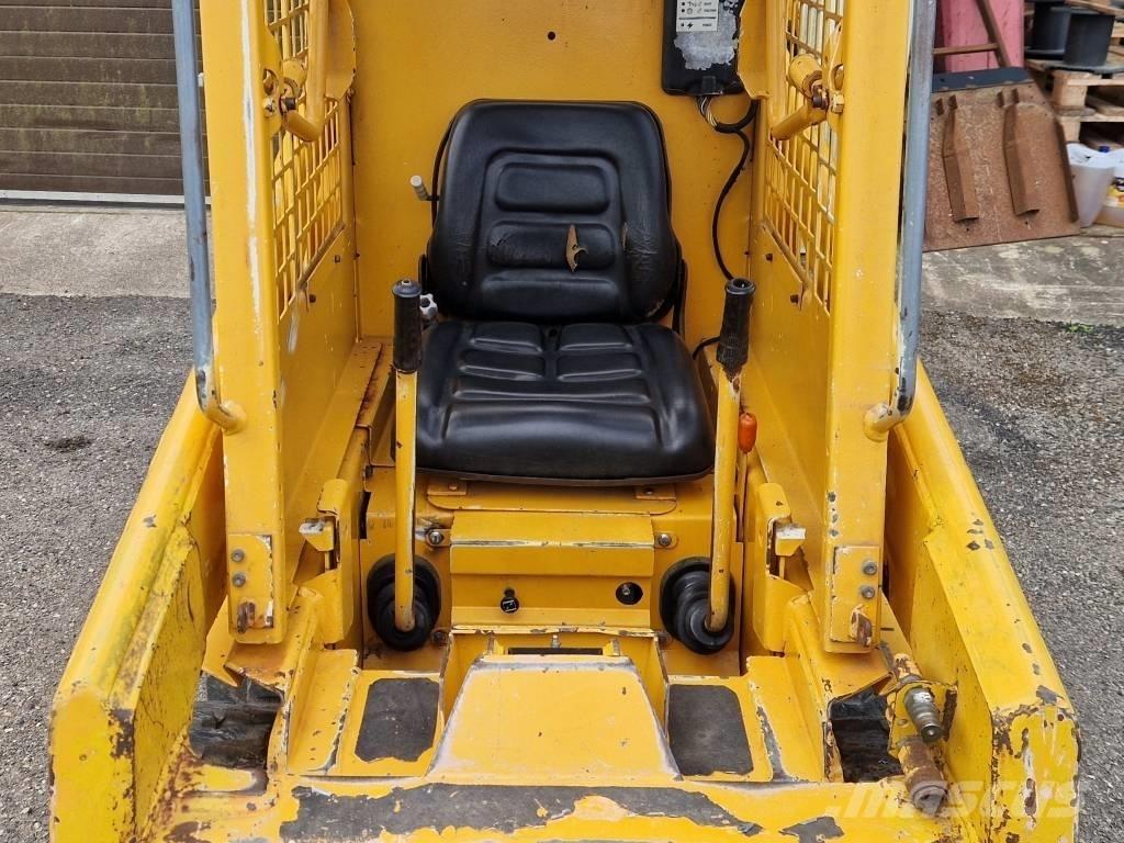 Bobcat 453 Smykem řízené nakladače