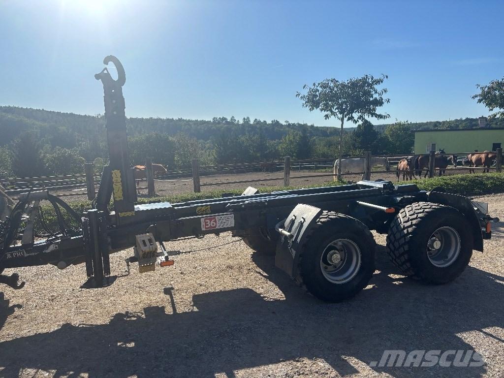 Pronar T 185 Přívěsy pro různé účely