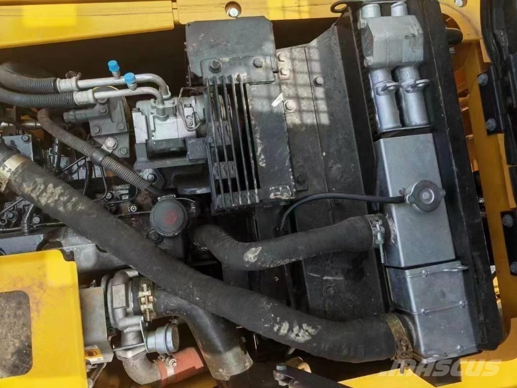 Komatsu PC 130 LC-7 Pásová rýpadla