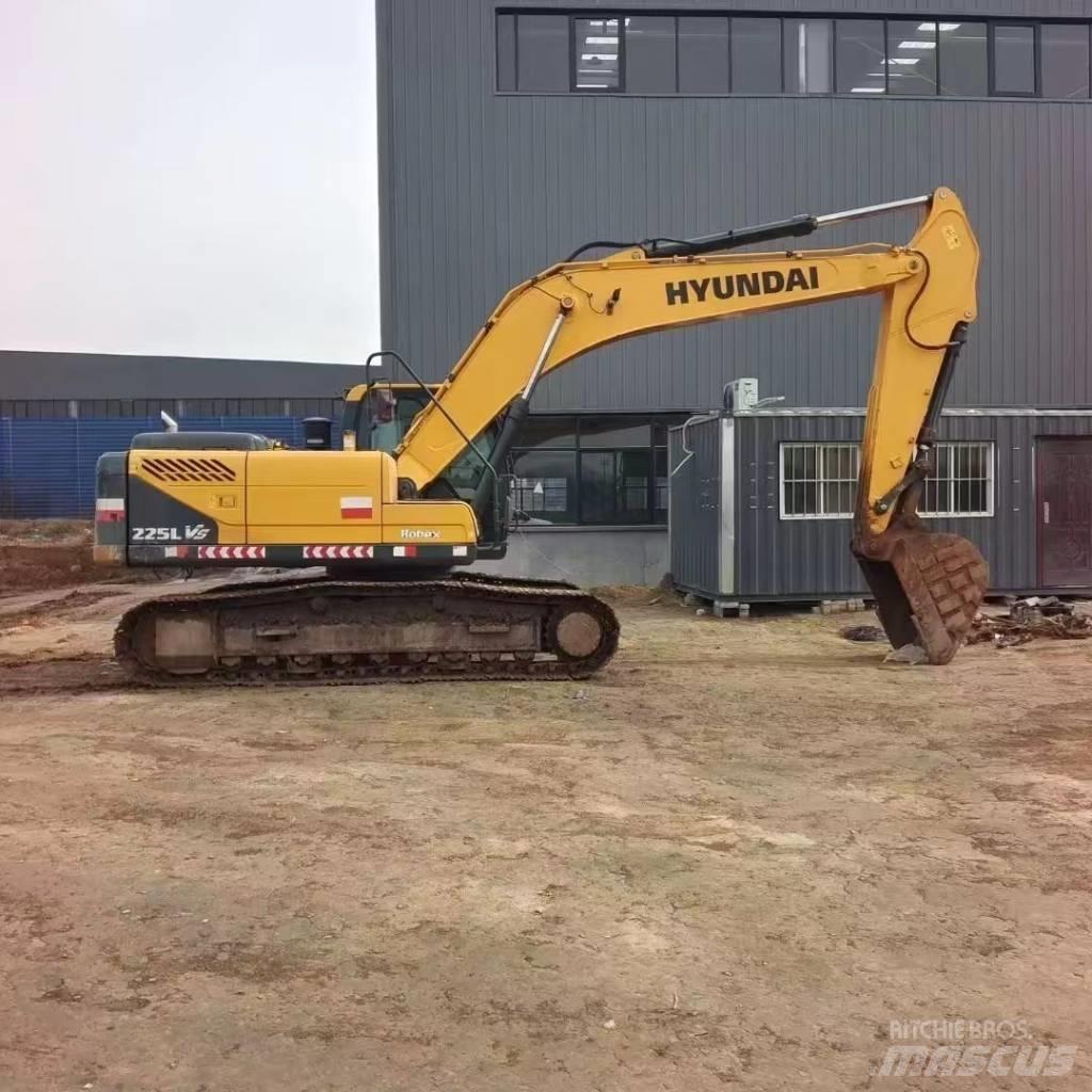 Hyundai R225LVS Kolová rýpadla