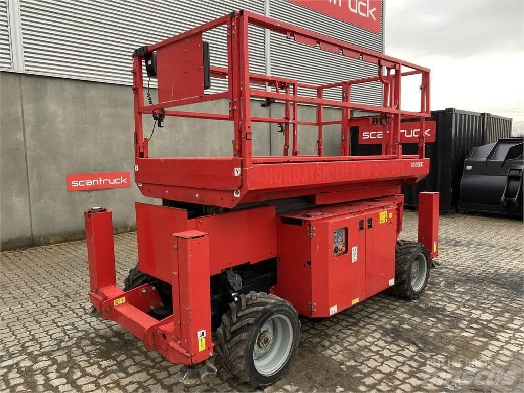 Manitou 100SC Nůžková zvedací plošina